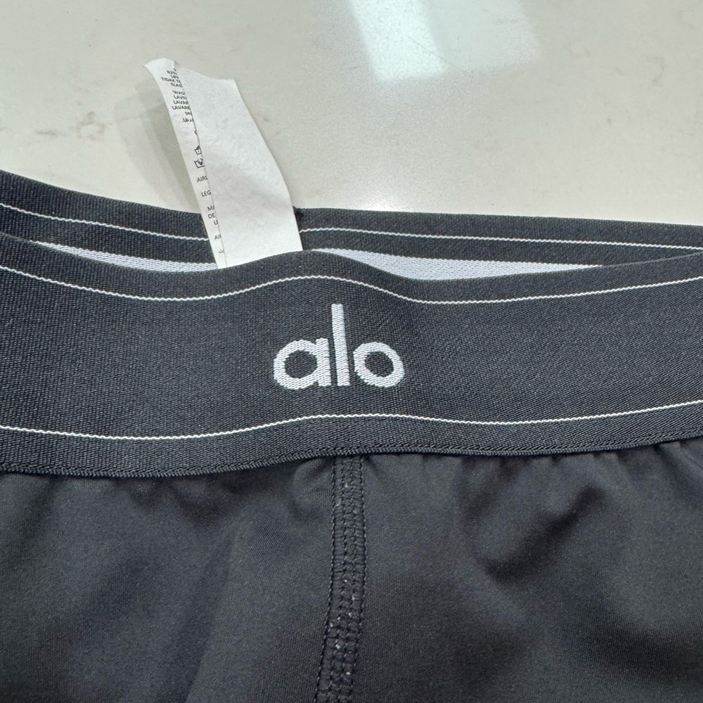 Alo airlift suit up legging large - Picture 6 of 6